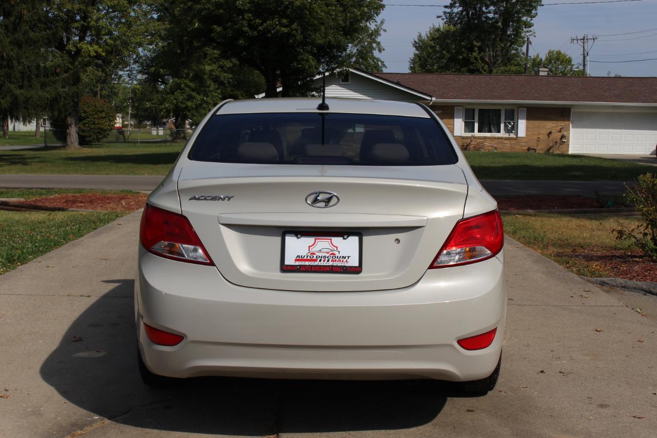 Hyundai Accent SE 2016