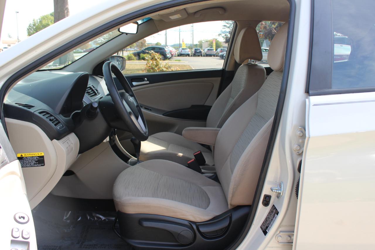 Hyundai Accent SE 2016