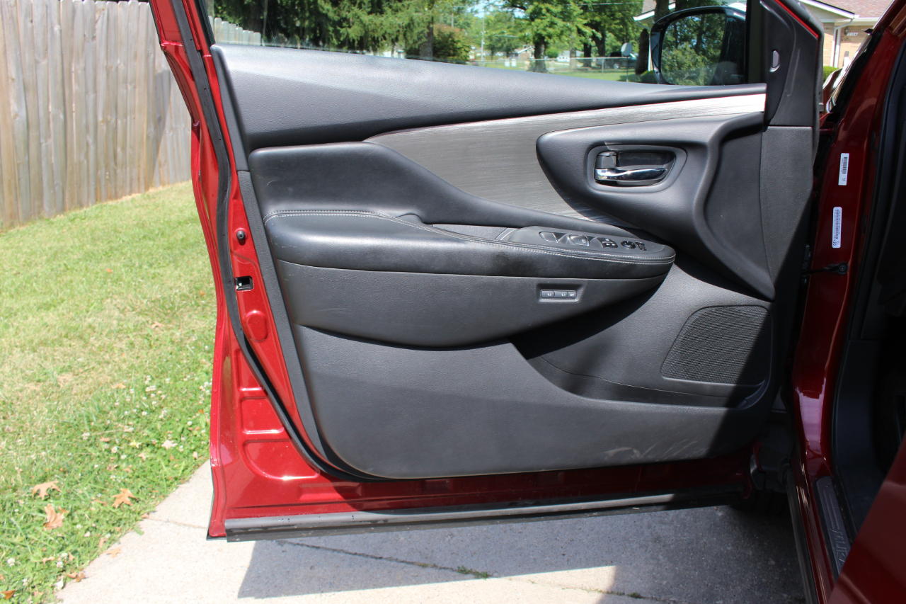 Nissan Murano S AWD 2015