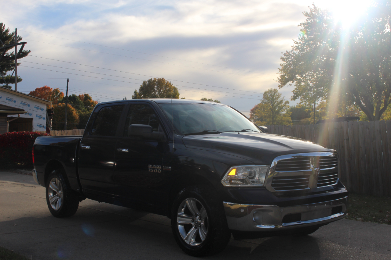 RAM 1500 Big Horn Crew Cab SWB 4WD 2014 RAM 1500 Big Horn Crew Cab SWB 4WD 2014