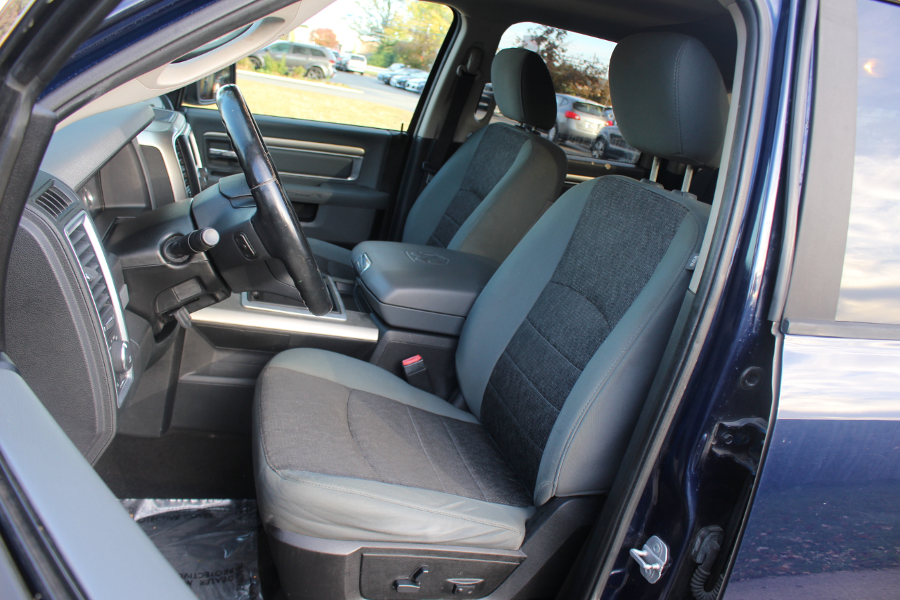 RAM 1500 Big Horn Crew Cab SWB 4WD 2014 RAM 1500 Big Horn Crew Cab SWB 4WD 2014