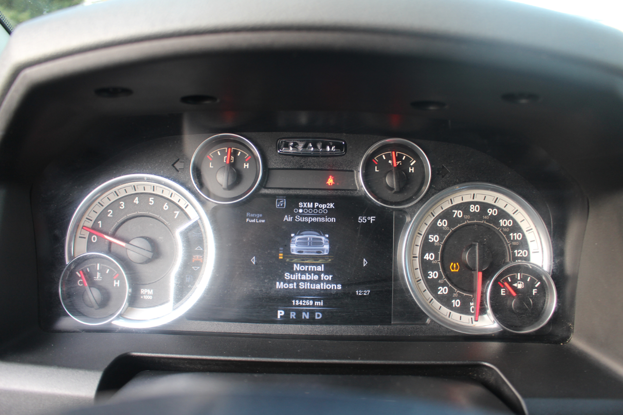 RAM 1500 Big Horn Crew Cab SWB 4WD 2014 RAM 1500 Big Horn Crew Cab SWB 4WD 2014