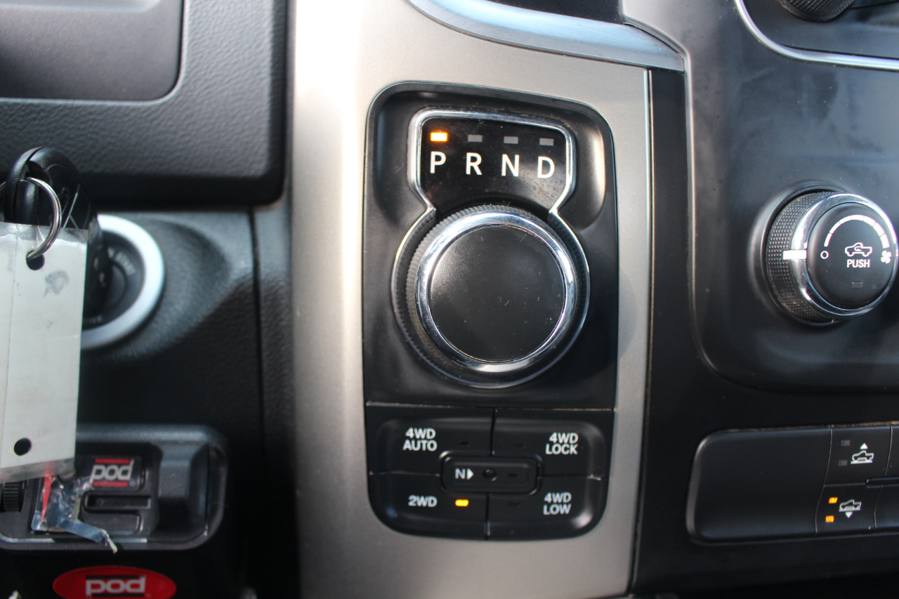 RAM 1500 Big Horn Crew Cab SWB 4WD 2014 RAM 1500 Big Horn Crew Cab SWB 4WD 2014