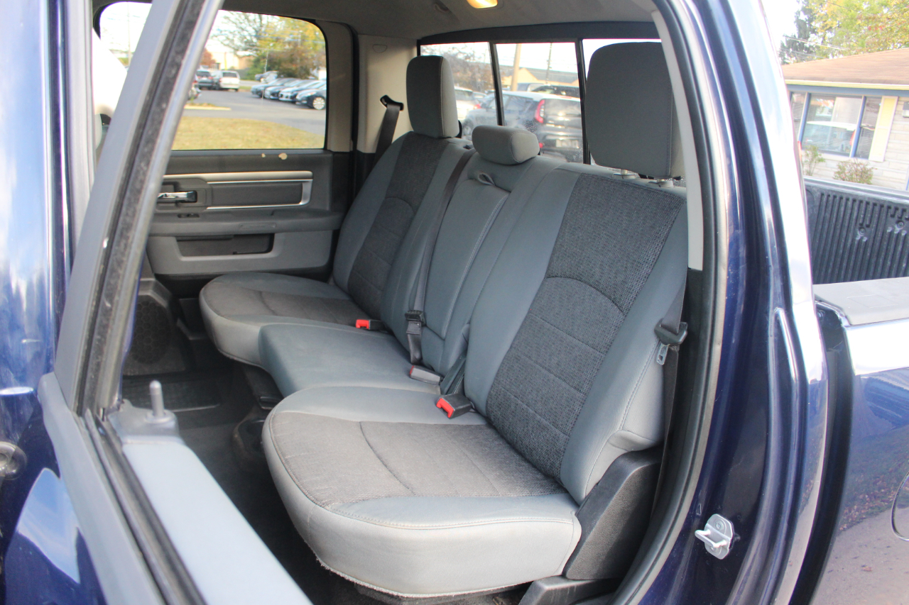 RAM 1500 Big Horn Crew Cab SWB 4WD 2014 RAM 1500 Big Horn Crew Cab SWB 4WD 2014