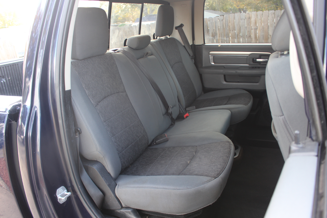 RAM 1500 Big Horn Crew Cab SWB 4WD 2014 RAM 1500 Big Horn Crew Cab SWB 4WD 2014