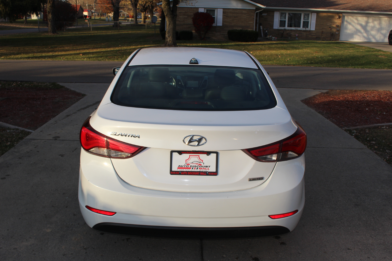 Hyundai Elantra SE 2015