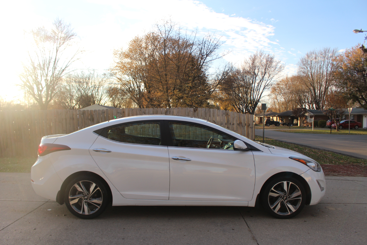Hyundai Elantra SE 2015