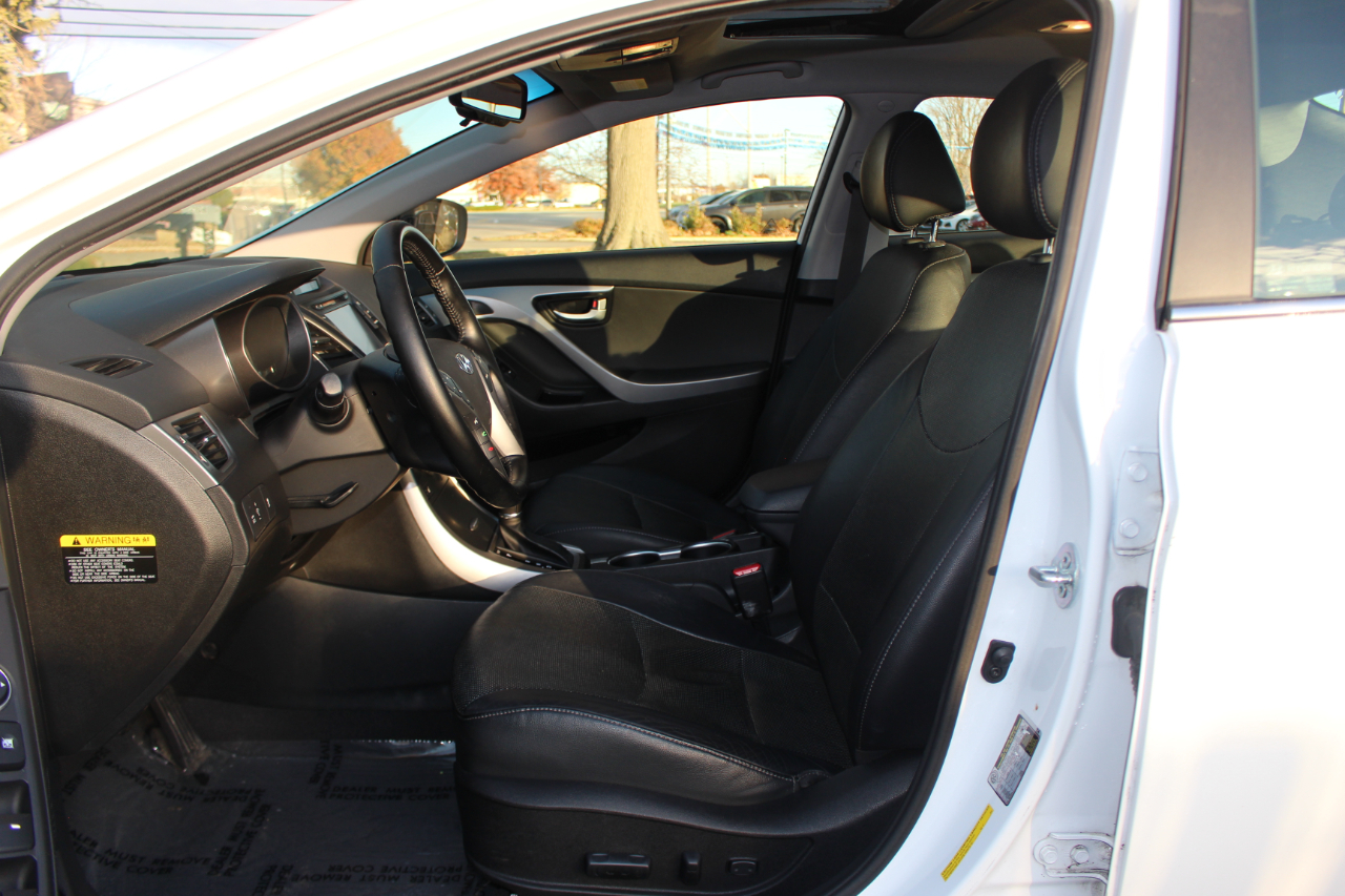 Hyundai Elantra SE 2015