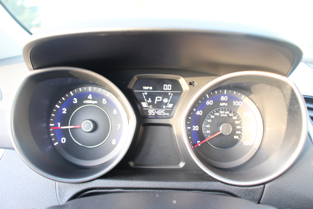 Hyundai Elantra SE 2015