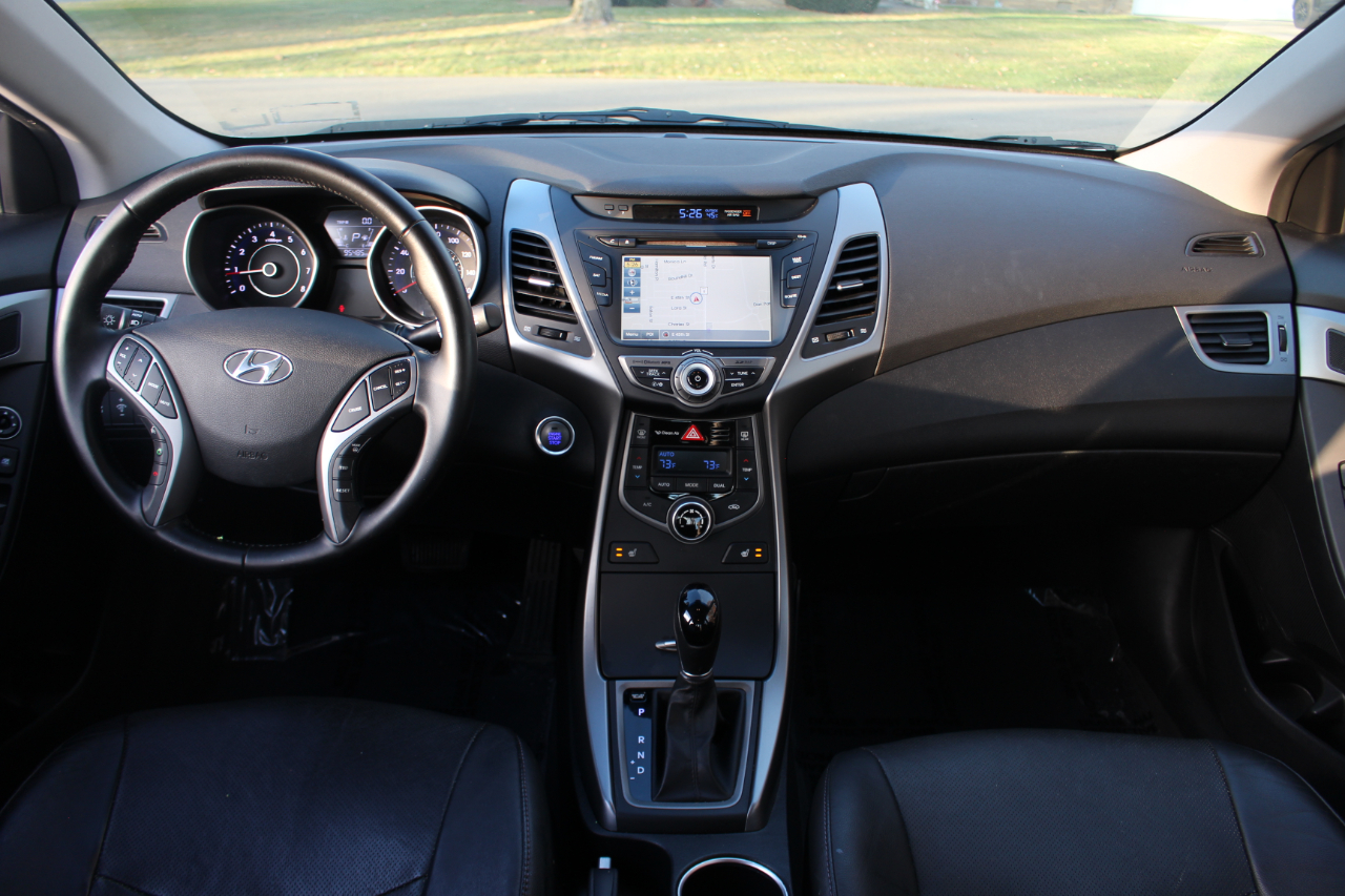 Hyundai Elantra SE 2015