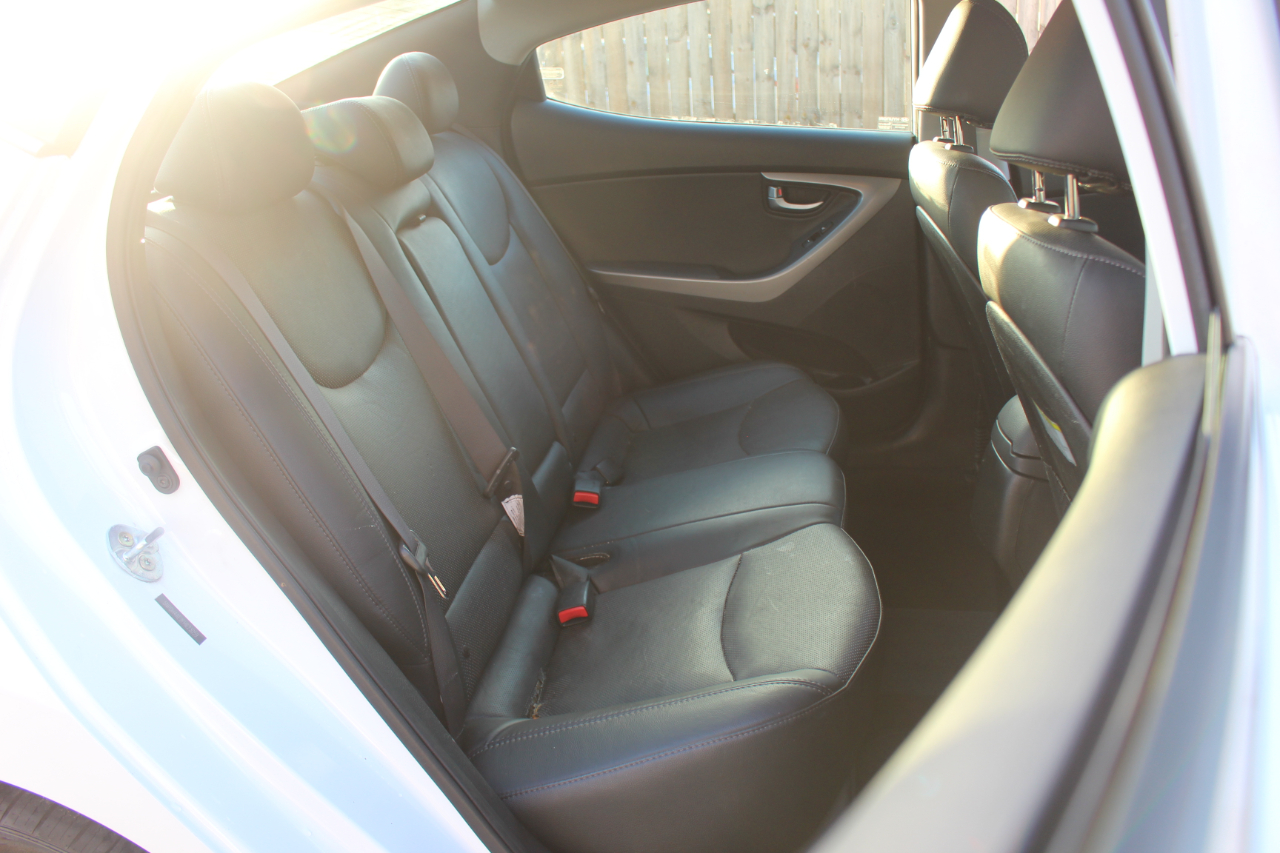 Hyundai Elantra SE 2015