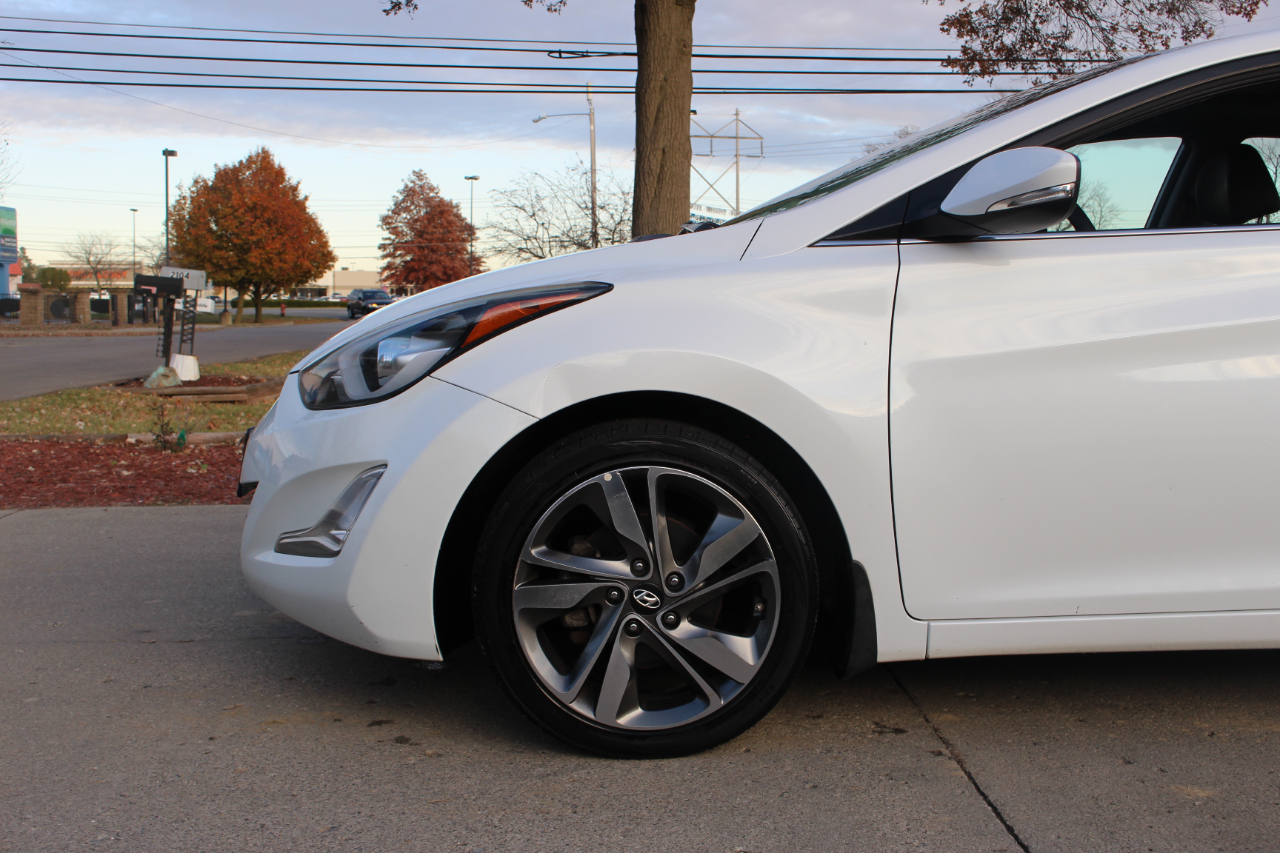 Hyundai Elantra SE 2015