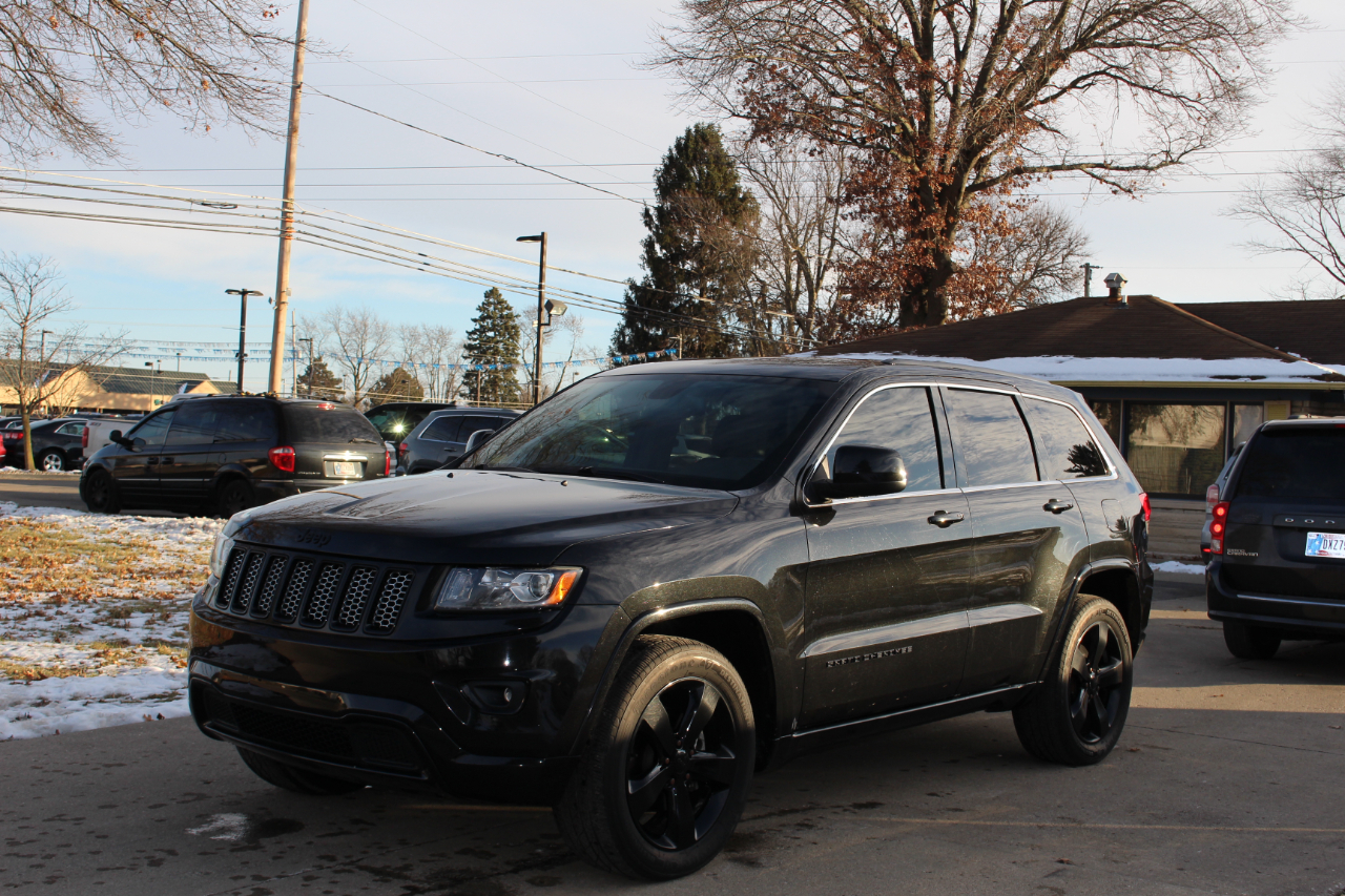 Jeep Grand Cherokee Laredo 4WD 2015