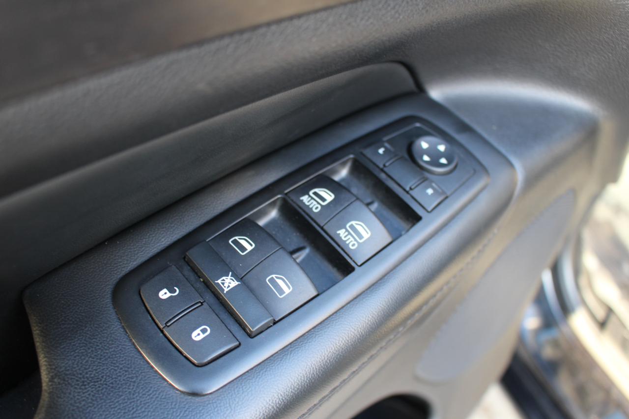 Jeep Grand Cherokee Laredo 4WD 2015