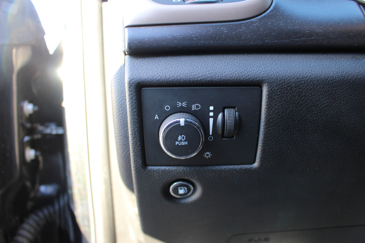 Jeep Grand Cherokee Laredo 4WD 2015