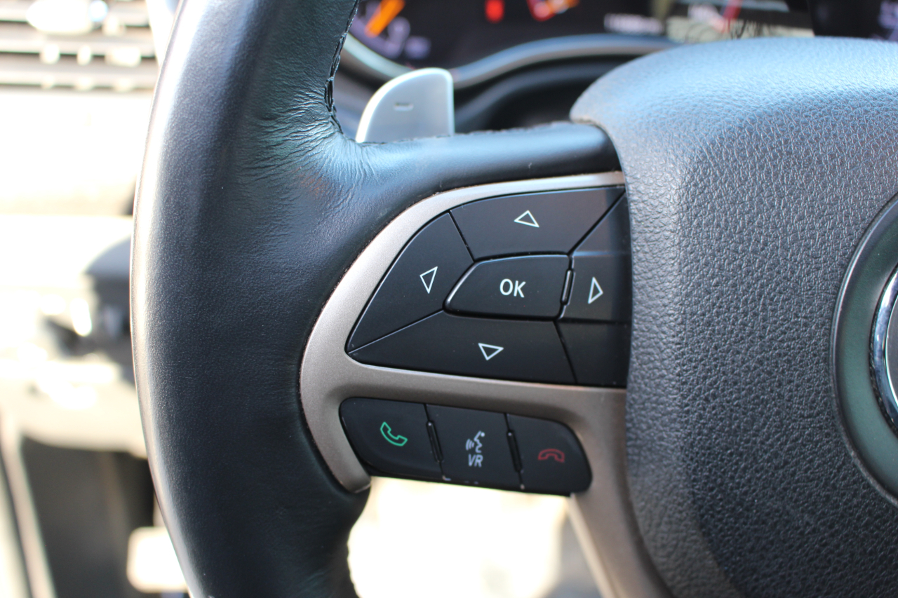 Jeep Grand Cherokee Laredo 4WD 2015