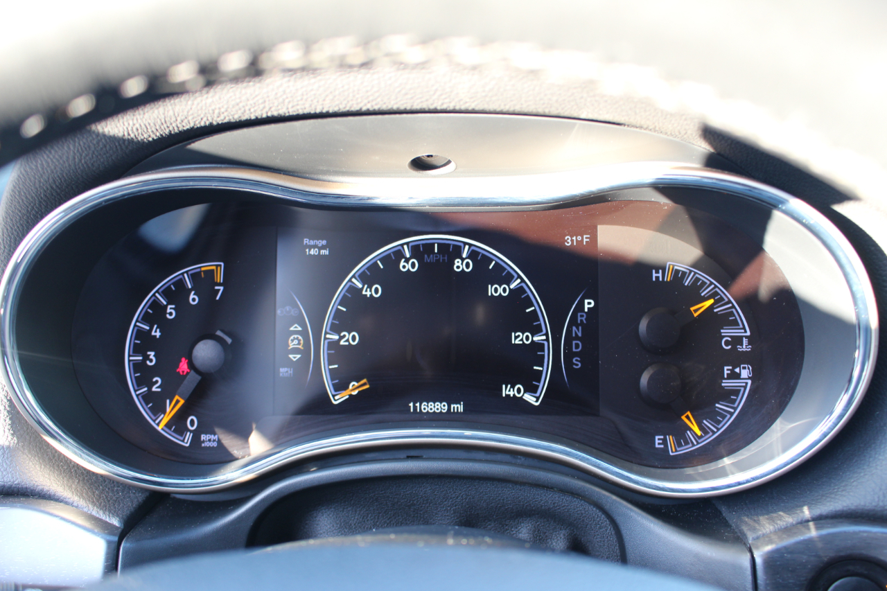 Jeep Grand Cherokee Laredo 4WD 2015