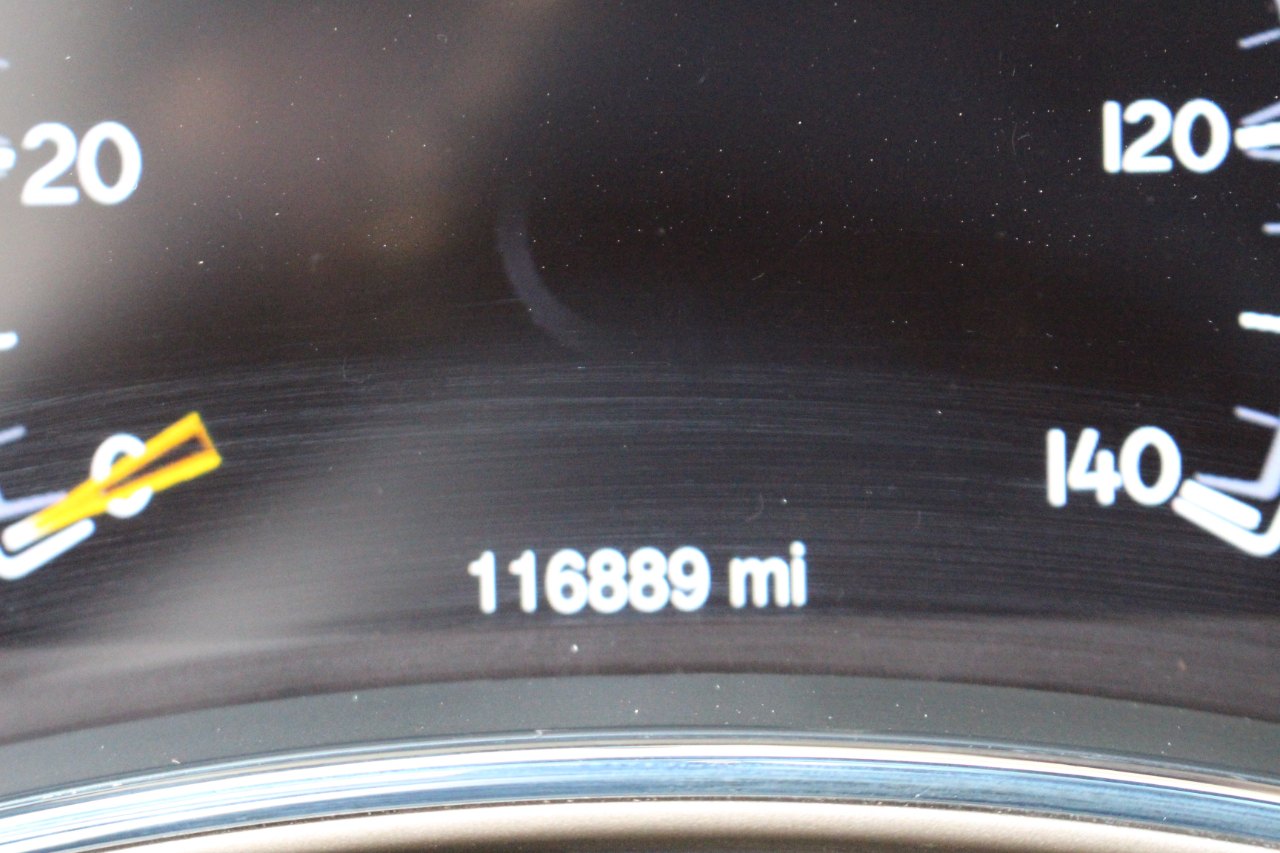 Jeep Grand Cherokee Laredo 4WD 2015