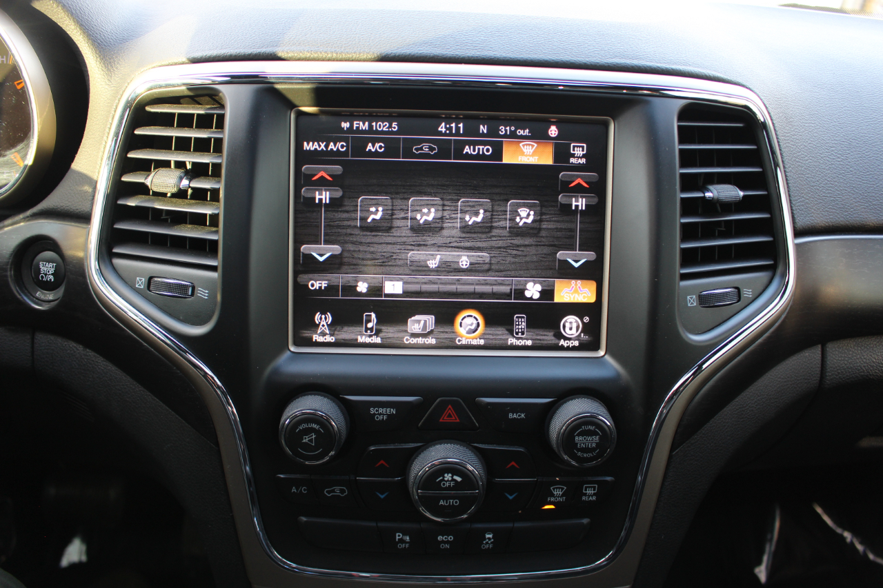 Jeep Grand Cherokee Laredo 4WD 2015