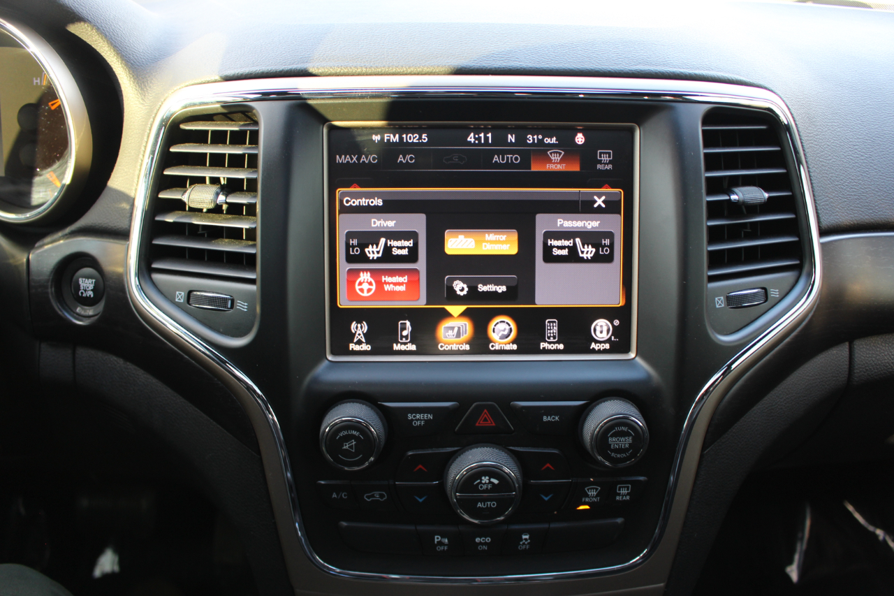 Jeep Grand Cherokee Laredo 4WD 2015