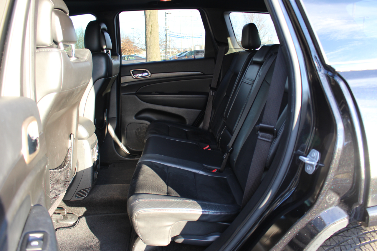 Jeep Grand Cherokee Laredo 4WD 2015