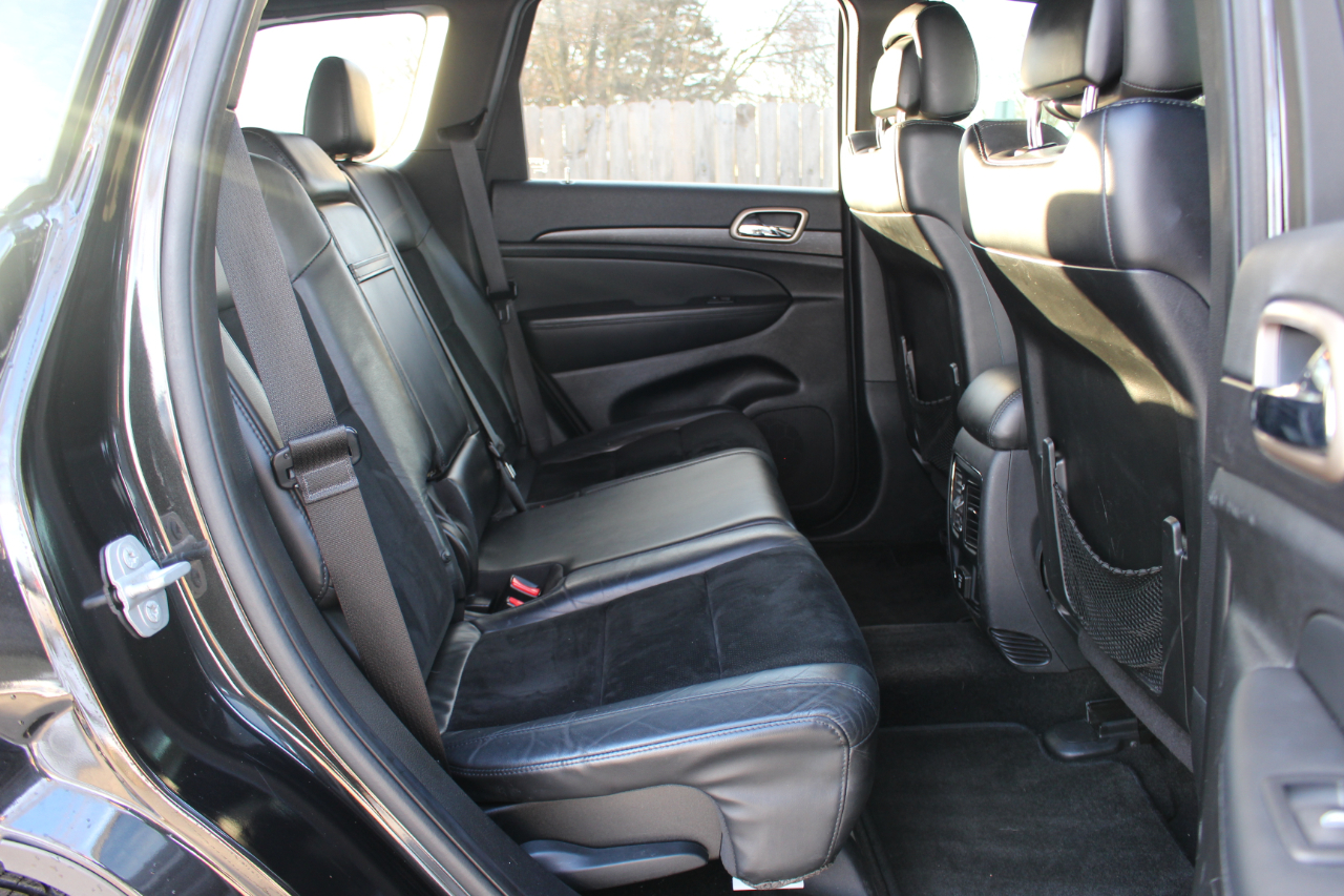 Jeep Grand Cherokee Laredo 4WD 2015