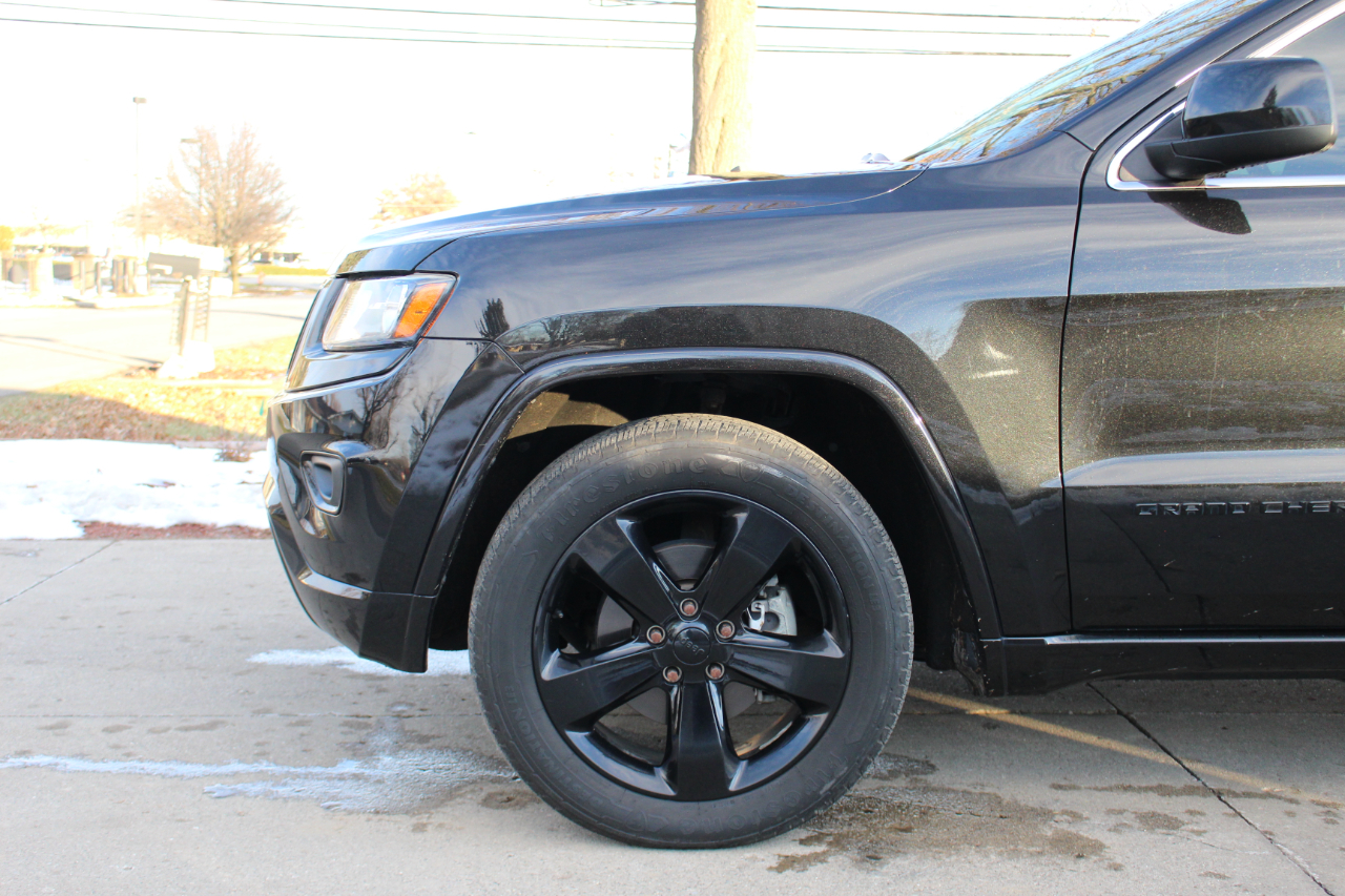 Jeep Grand Cherokee Laredo 4WD 2015