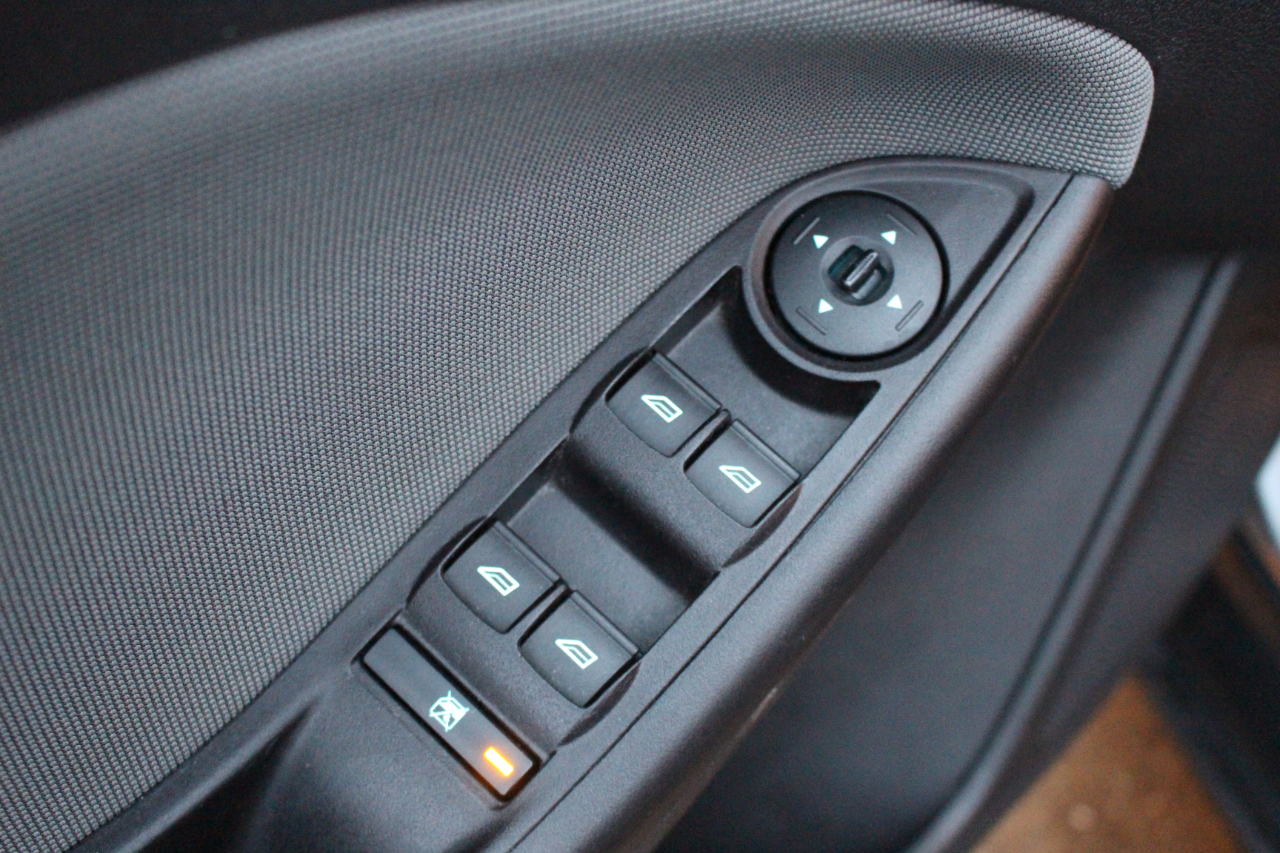 Ford Focus SE Sedan 2014