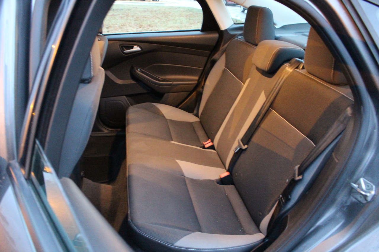 Ford Focus SE Sedan 2014