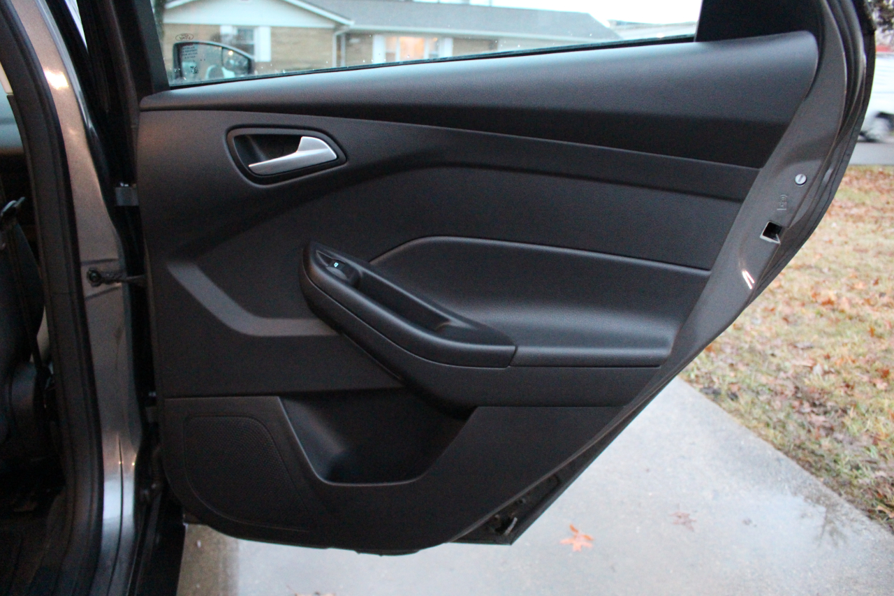 Ford Focus SE Sedan 2014