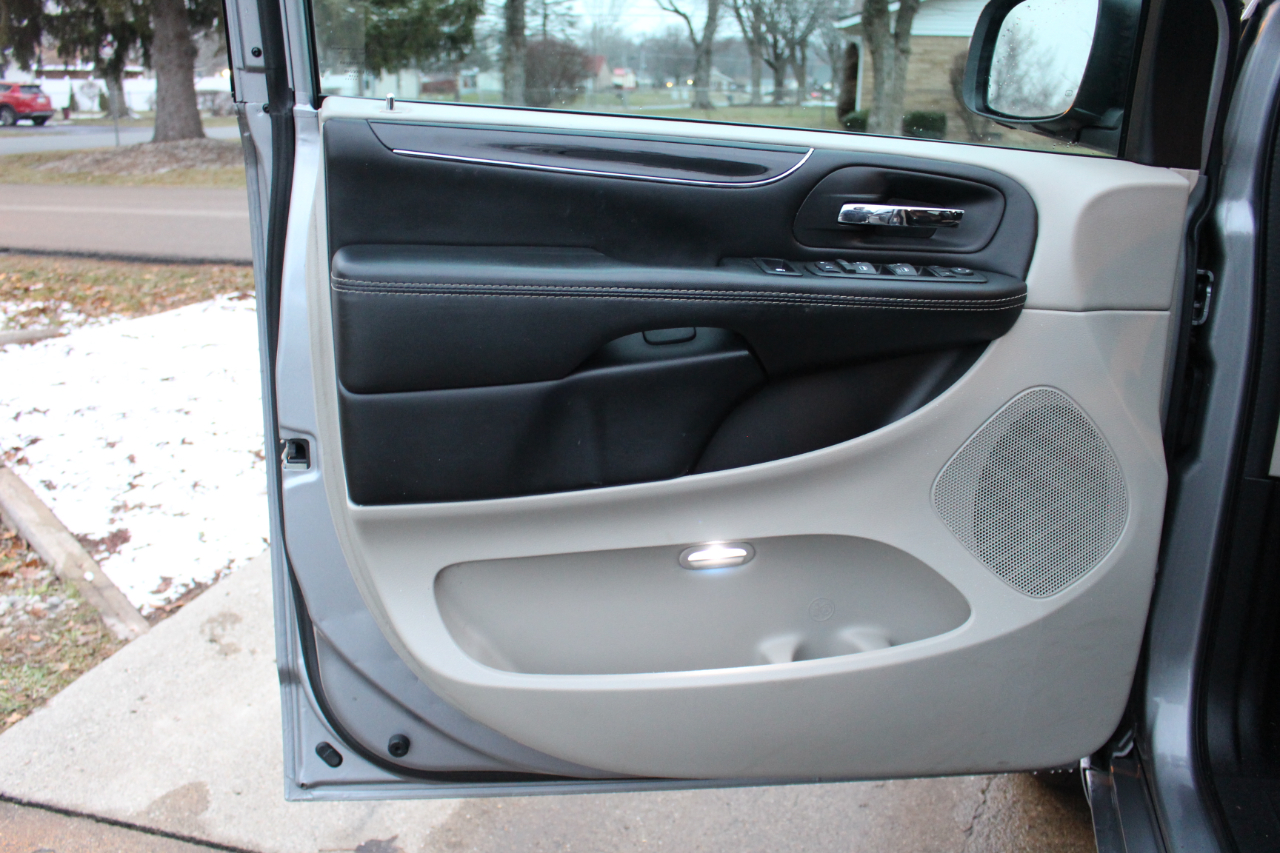 Dodge Grand Caravan SXT 2019