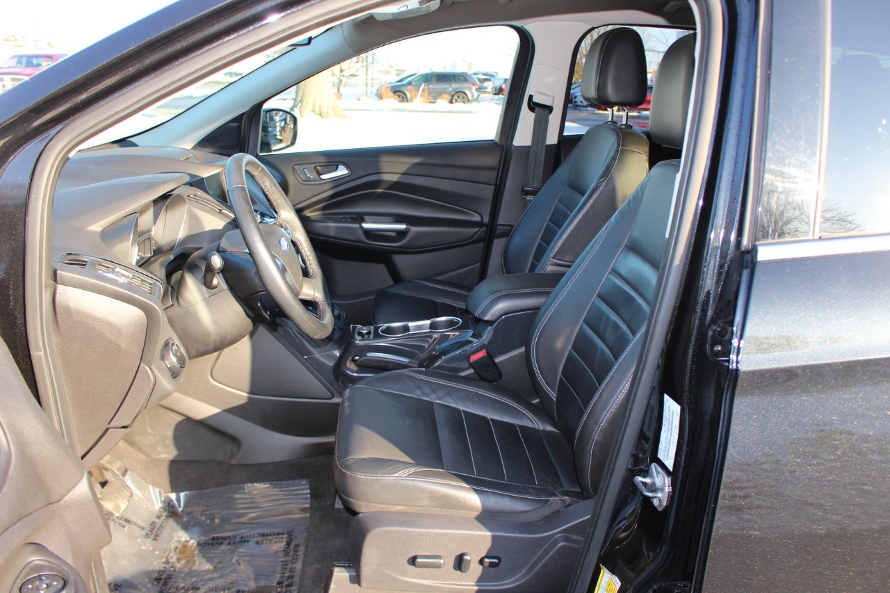 Ford Escape Titanium 4WD 2014