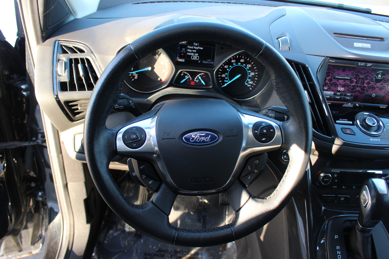 Ford Escape Titanium 4WD 2014