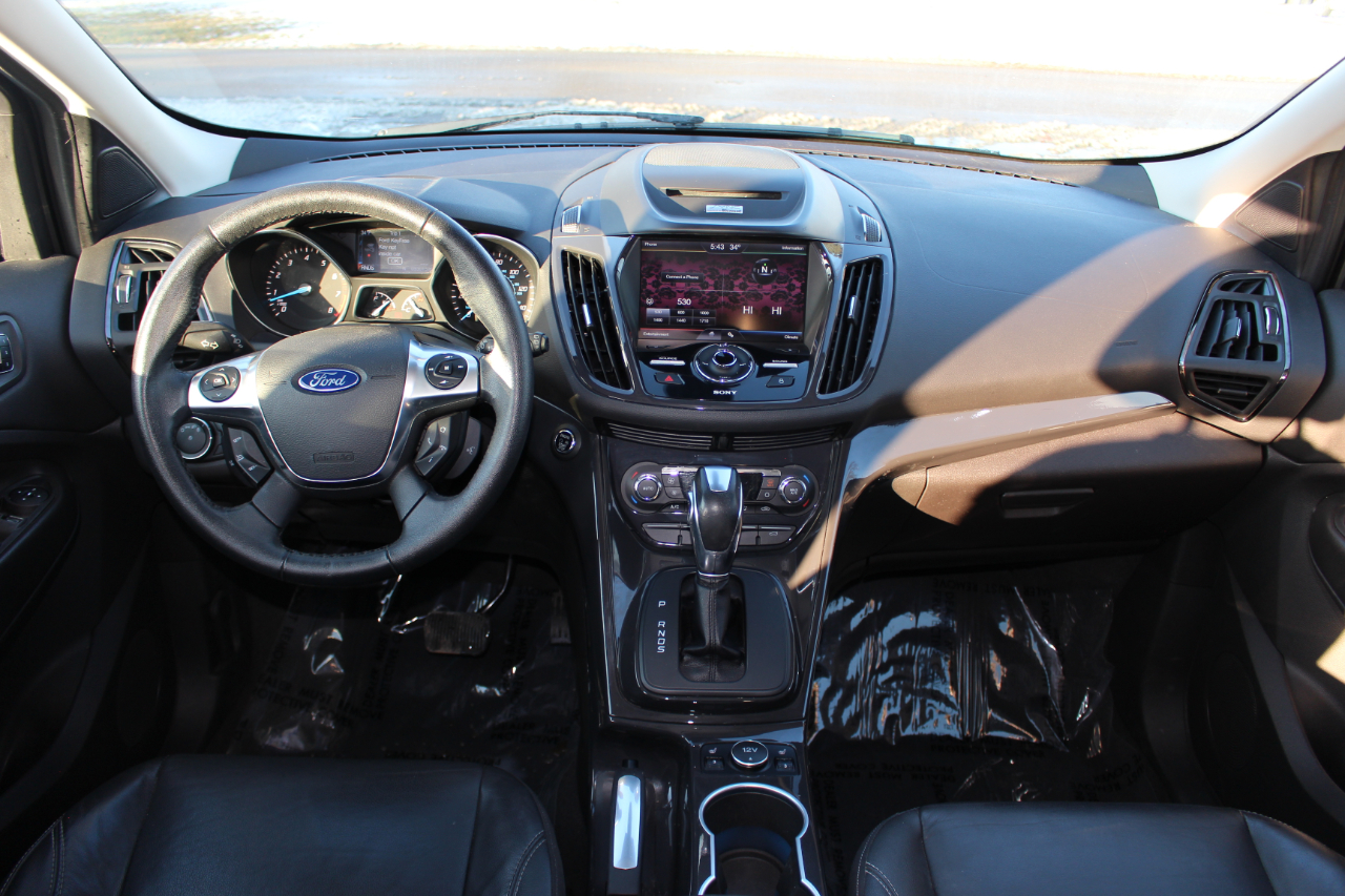 Ford Escape Titanium 4WD 2014