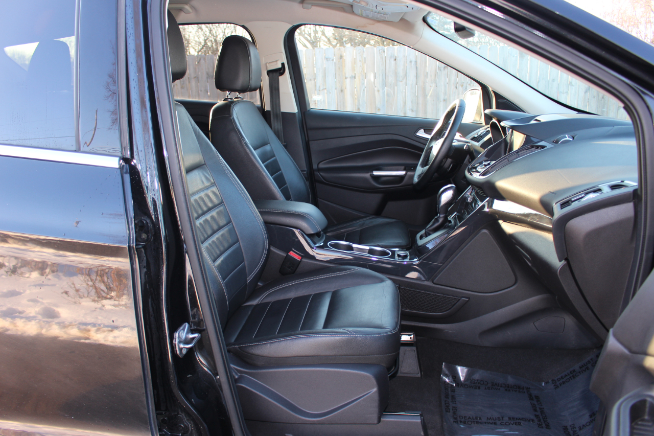 Ford Escape Titanium 4WD 2014