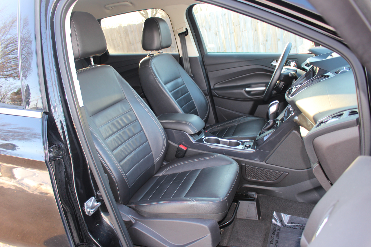 Ford Escape Titanium 4WD 2014