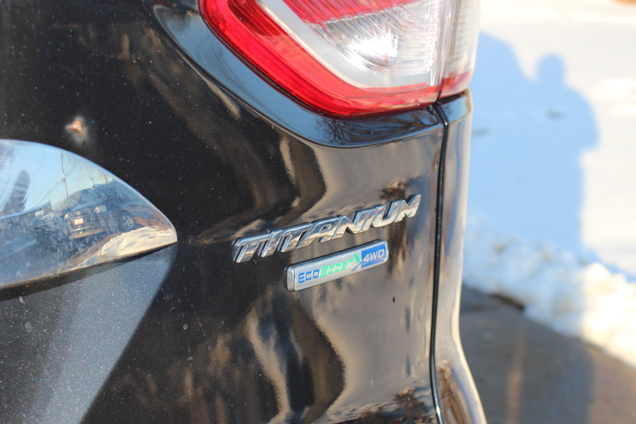 Ford Escape Titanium 4WD 2014