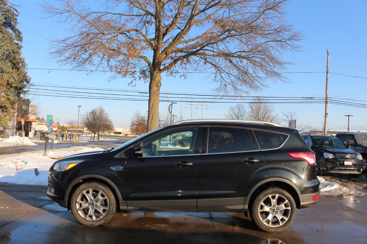 Ford Escape Titanium 4WD 2014