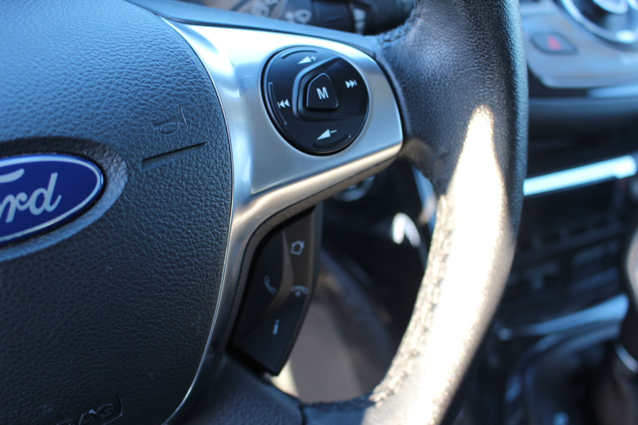 Ford Escape Titanium 4WD 2014