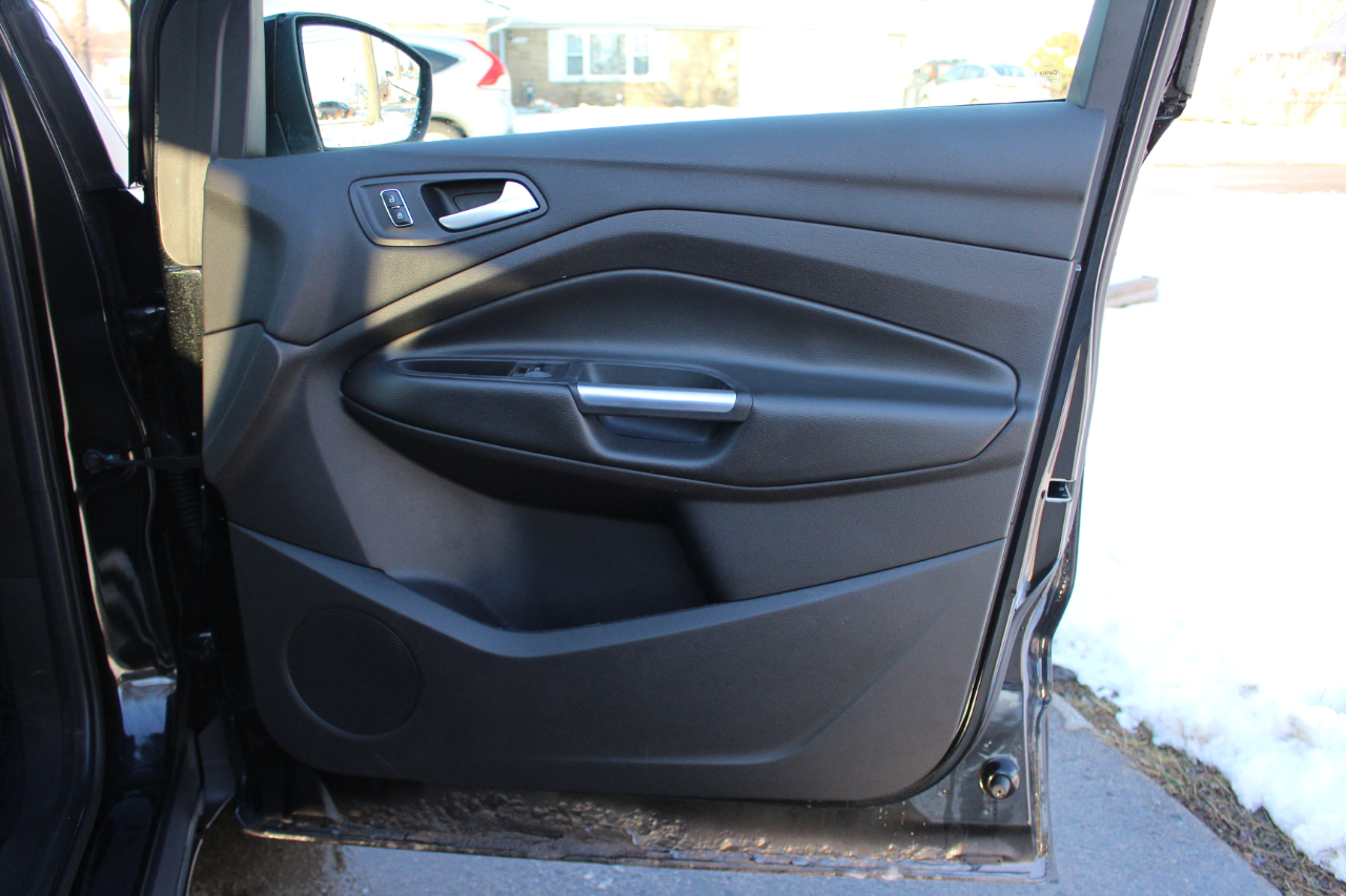 Ford Escape Titanium 4WD 2014