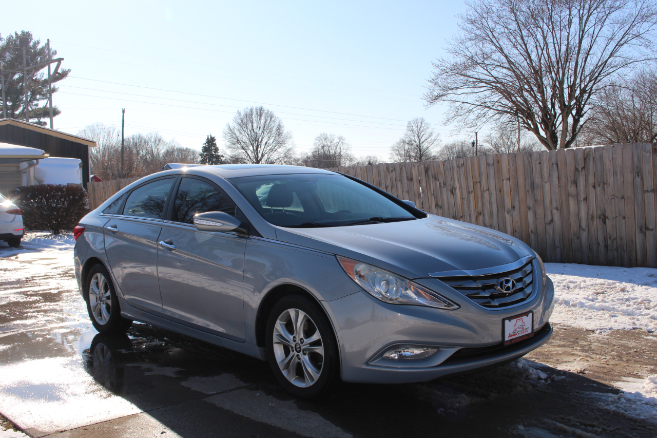 Hyundai Sonata SE Auto 2011