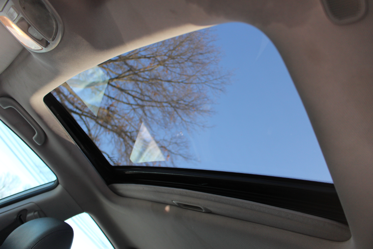 Hyundai Sonata SE Auto 2011