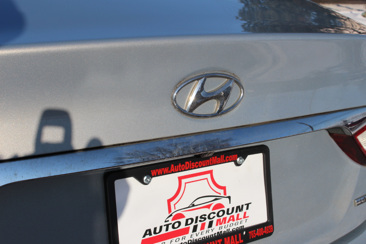 Hyundai Sonata SE Auto 2011