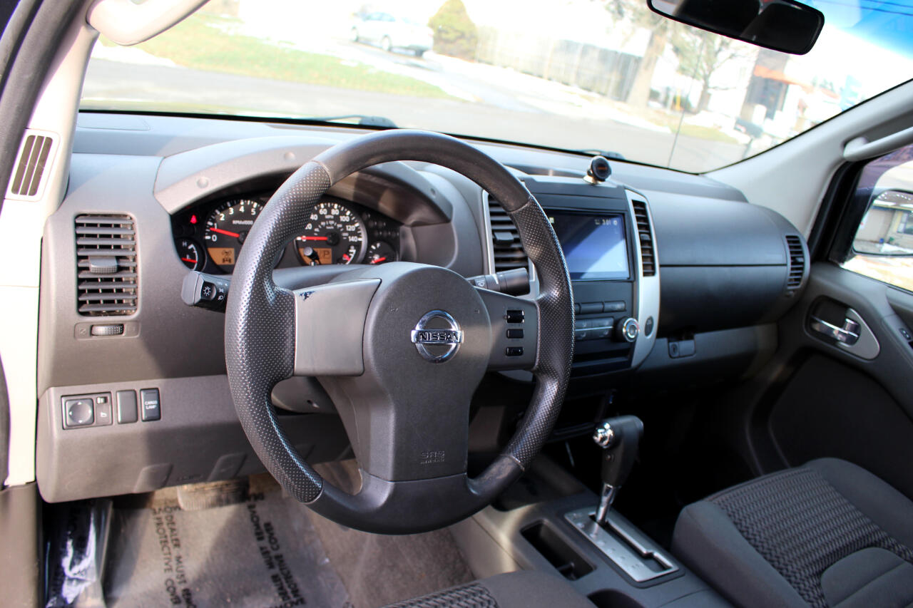 Nissan Frontier SE King Cab V6 4WD 2009