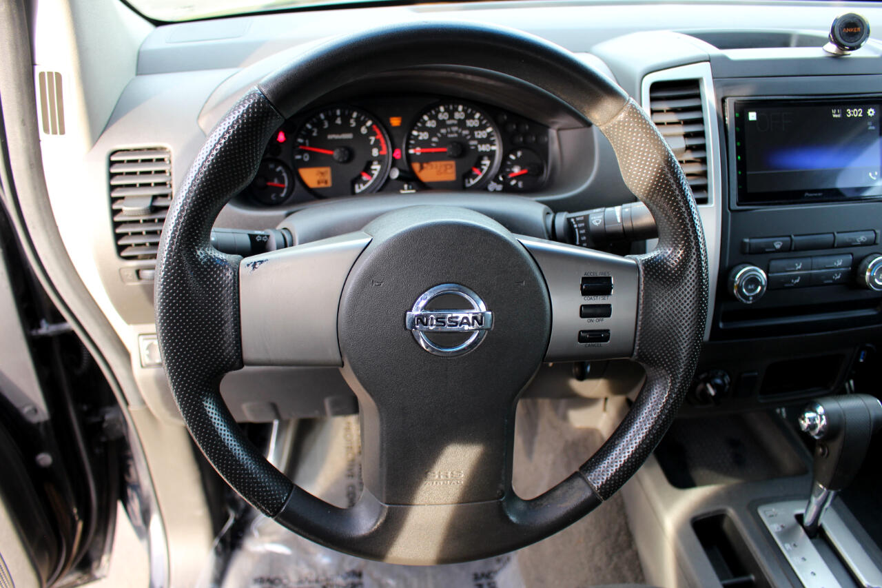 Nissan Frontier SE King Cab V6 4WD 2009