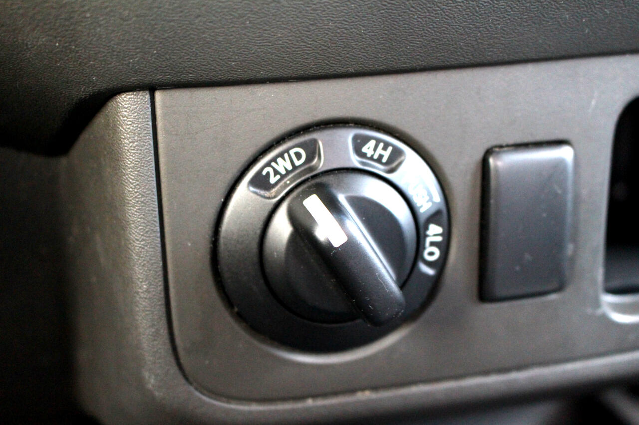 Nissan Frontier SE King Cab V6 4WD 2009