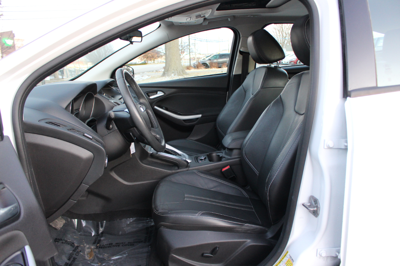 Ford Focus SE Hatch 2014