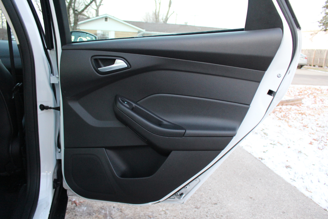 Ford Focus SE Hatch 2014