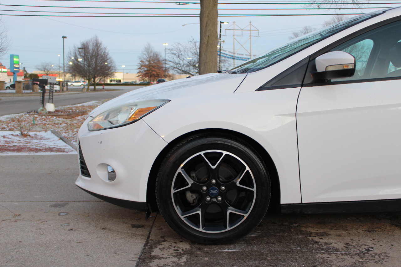 Ford Focus SE Hatch 2014