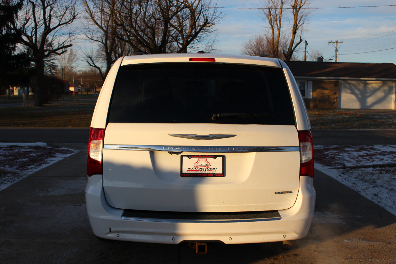 Chrysler Town & Country Limited Platinum 2016